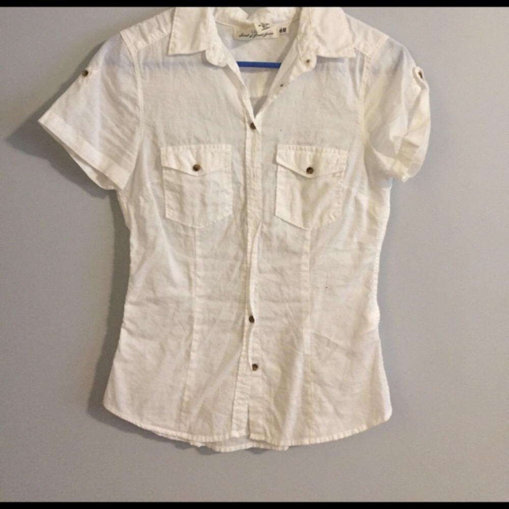 ISO H&M white shirt
